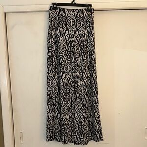 Black and White Patterned Maxi Skirt